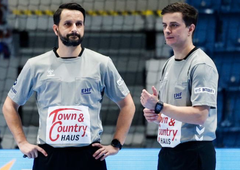 Slovenci imamo najboljša rokometna sodnika, so odločili mednarodni novinarji, strokovnjaki in na tisoče navijačev