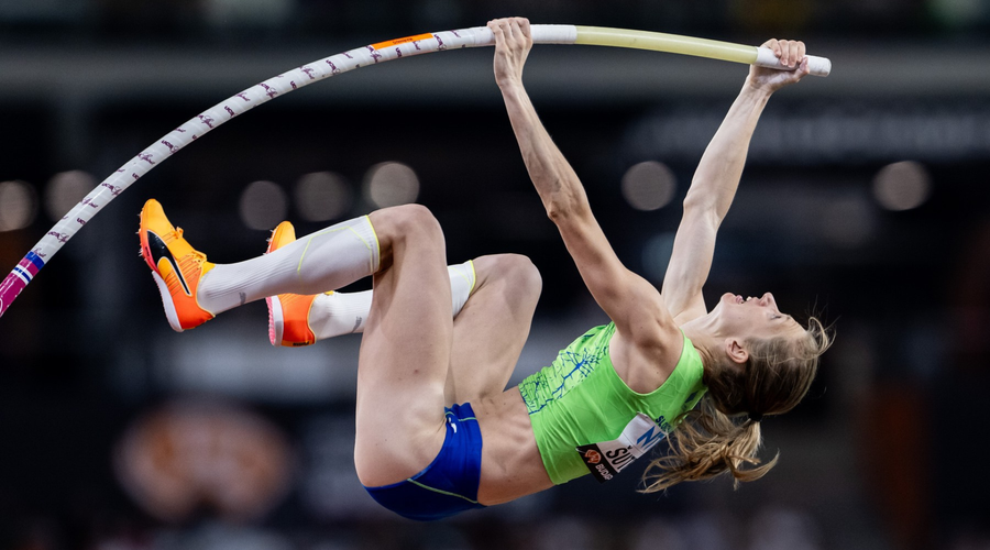 Tina Šutej na mitingu srebrne svetovne serije v Franciji osvojila srebrno odličje (foto: Profimedia)