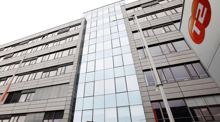 Konec težav z internetom in televizijo: T-2 po triurnem izpadu znova vzpostavil storitve (foto: STA)