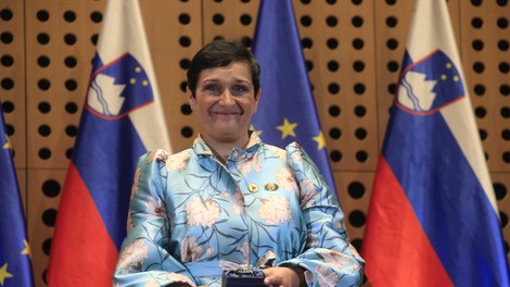 monika ažman ženska