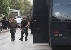 Nekdanji uslužbenec vdrl v podjetje in ubil tri osebe