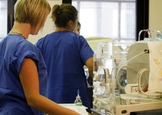 Pričakujte domino efekt zmanjševanja storitev v bolnišnicah: bodo zapirali porodnišnice?