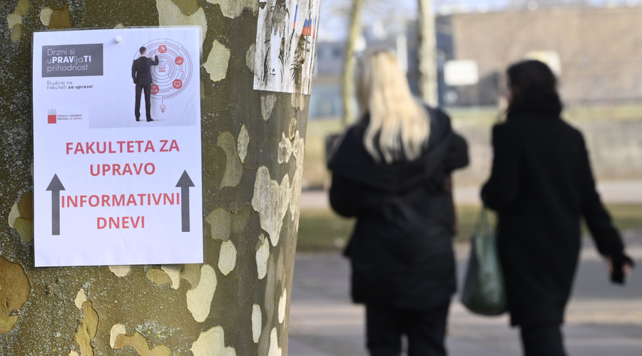 Pomembne informacije za bodoče dijake in študente: kdaj bodo potekali informativni dnevi in kam se obrniti za svetovanje? (foto: Žiga Živulovič jr./Bobo)