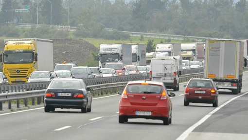 V Kopru bo naslednje dni oviran promet: preverite, katera cesta bo zaprta in kako bo potekal prometni režim