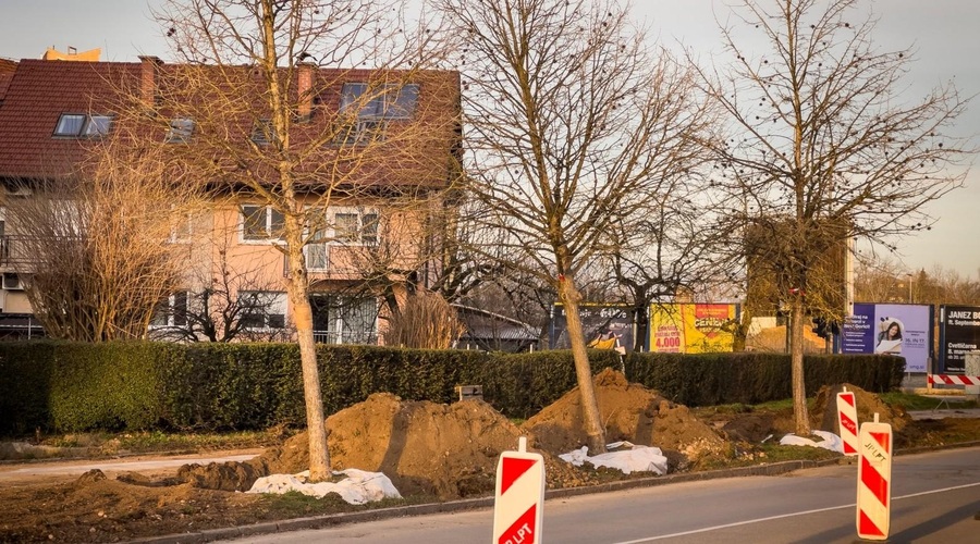 Vozniki, pozor: v Ljubljani bo danes moten promet (foto: STA)