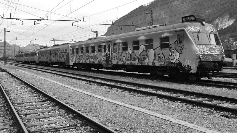 Vlak povozil 43-letno žensko med Kidričevim in Cirkovcami