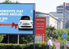 Zgolj zato, da privabijo ljudi v salone? Preverili smo, kako realna je cena avtomobilov v oglasih