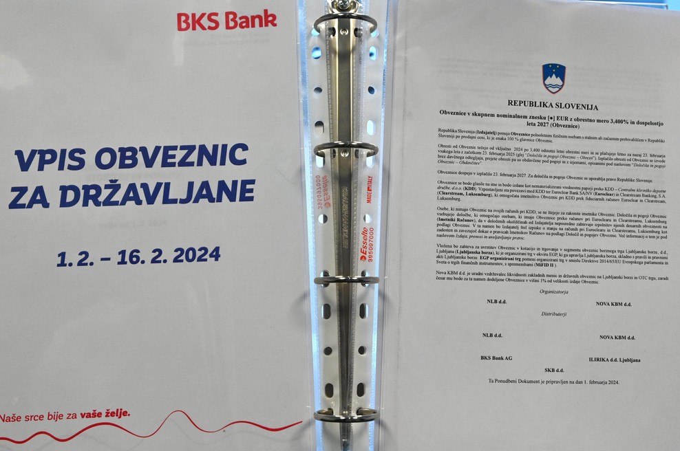 Minister razkril: državljani vpisali za 258 milijonov evrov obveznic (foto: Bobo)