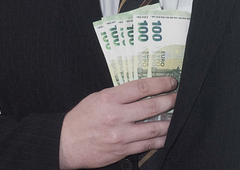 Škandal brez primere: po uničujočem potresu so si nelegalno prilastili skoraj 700 tisoč evrov!