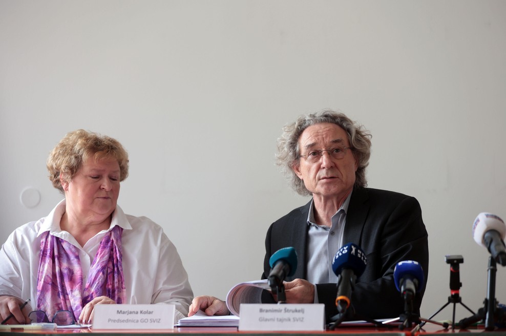Novinarska konferenca sindikata SVIZ ob koncu zbiranja podpisov med zaposlenimi v ljubljanskih vrtcih pod peticijo za ohranitev kakovostnih samostojnih vrtcev v Ljubljani, izobrazevanje, portret, osnovna sola, vrtec, Marjana Kolar (foto: Bobo)