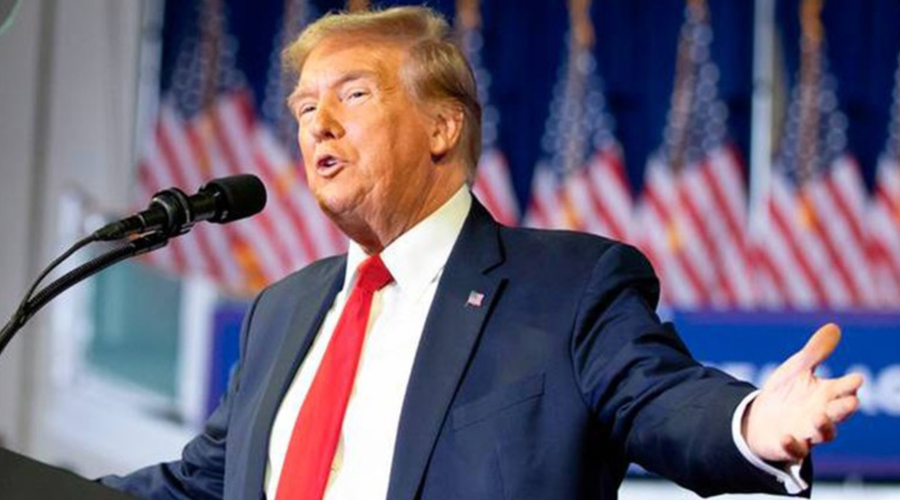 Trump nagovoril domoljube: s to gesto naj pokažejo, da je bil največji predsednik vseh časov (foto: Profimedia)
