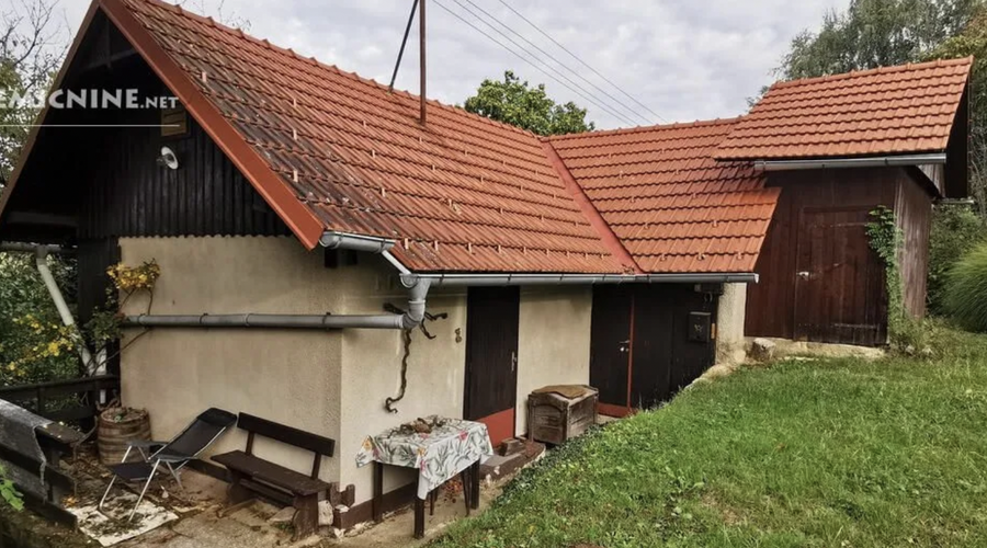 Najdražja nepremičnina v Sloveniji? Je mogoče, da lastniki za bivalni vikend blizu hrvaške meje zahtevajo 69 milijonov ... (foto: Nepremičnine.net)