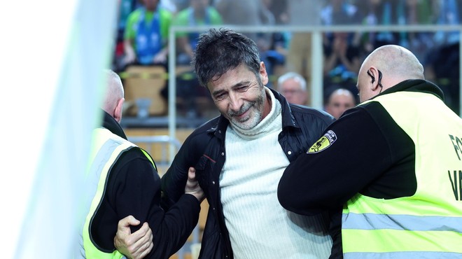 Po protestni gesti na košarkarski tekmi, ki je razdelila Slovenijo, Franci Kek prekinil molk in pojasnil ozadje (foto: Borut Živulović/Bobo)