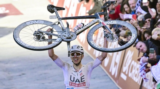 Slovenski kolesarski zvezdnik je zmagovalec uvodne dirke sezone! (foto: Profimedia)