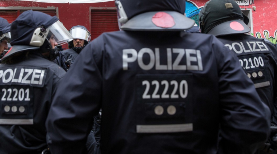 V Nemčiji težave z levičarskimi skrajneži, ki so povzročili resen požig: napovedujejo odločne ukrepe (foto: Profimedia)