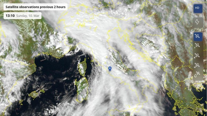 Slovenijo je dosegel sredozemski ciklon, kakšno vreme prinaša? (foto: Omrežje X/Blaž Šter)