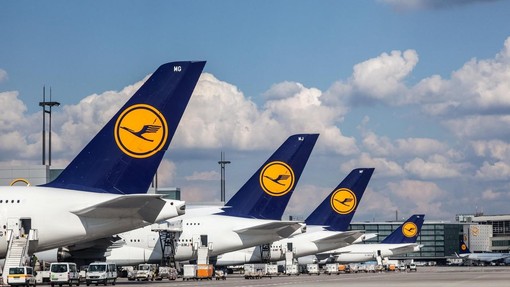 Odpovedi letov je končno konec: po petih opozorilnih stavkah se je Lufthansa le vdala