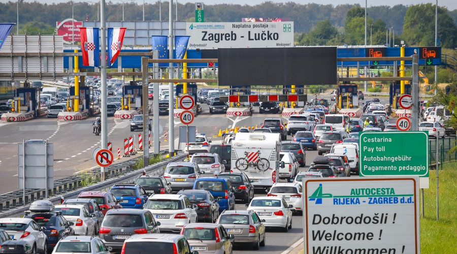 Na Hrvaškem nič več v kolonah na cestninskih postajah? Vse lepo in prav, toda številni so besni (poglejte, zakaj) (foto: Profimedia)