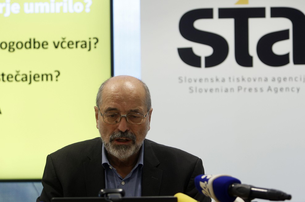 Direktor Slovenske tiskovne agencije predčasno odstopil. Kaj je razlog? (foto: Bobo)
