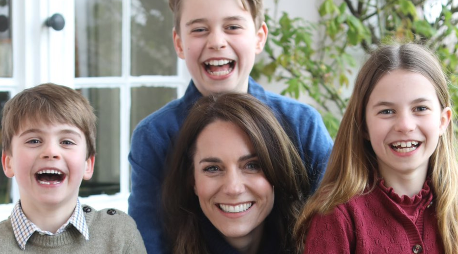 Princesa Catherine pojasnila, kdo je kriv za odmeven spodrsljaj s fotografijo (saj ne boste verjeli) (foto: X/The Prince and Princess of Wales)