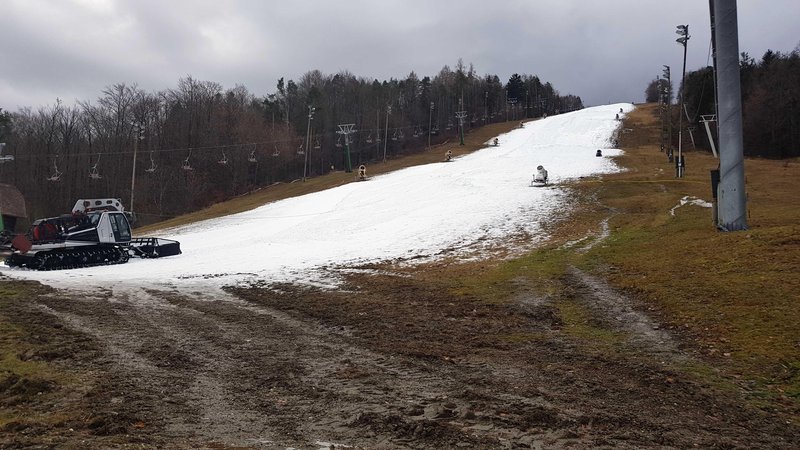 Pomanjkanje snega na Mariborskem pohorju, 27. 12. 2017