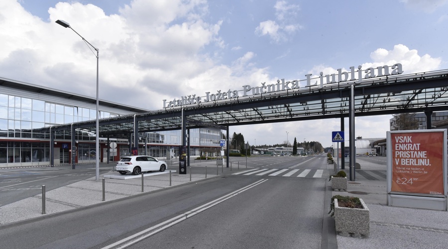 Ljubljansko letališče na tem neslavnem seznamu: med poleti pričakujte ... (foto: Žiga Živulovič jr./Bobo)