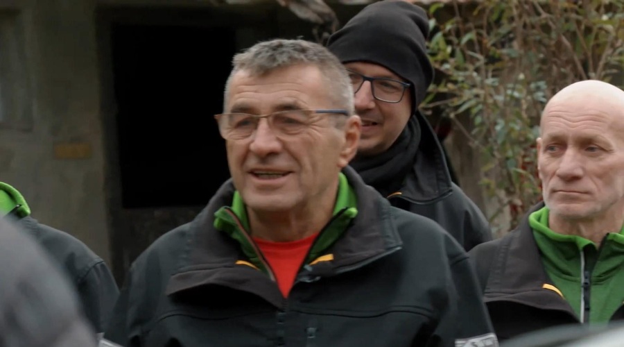 Delovna akcija: Mojster Ičo ima zasebno takšno veliko ljubezen (foto: Voyo/posnetek zaslona)