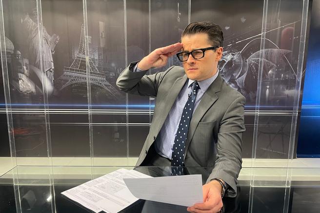 Znani slovenski voditelj poskrbel za nekaj nepričakovanega: odločil se je za novo ...