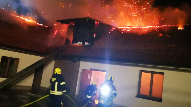 V Veržeju zagorelo: policija ugotovila, da je bil požar podtaknjen (nastala je velika škoda) (foto: Facebook/Zavod Marianum Veržej)