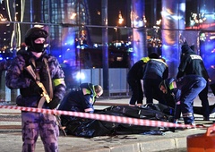 Drama na obrobju Moskve: najmanj 40 mrtvih, kdo stoji za napadom?