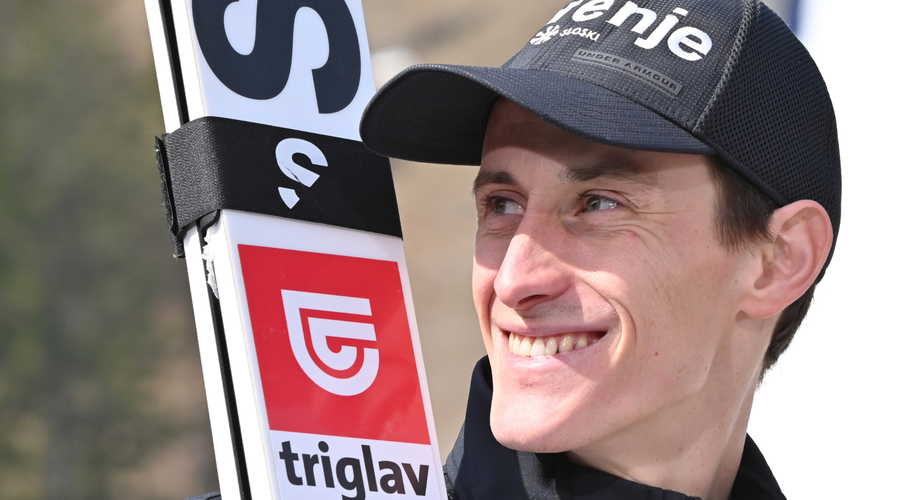 Peter Prevc se je še zadnjič odrinil z vrha zaletišča v Planici in skočil v ... zgodovino! (foto: Žiga Živulović jr./BOBO)