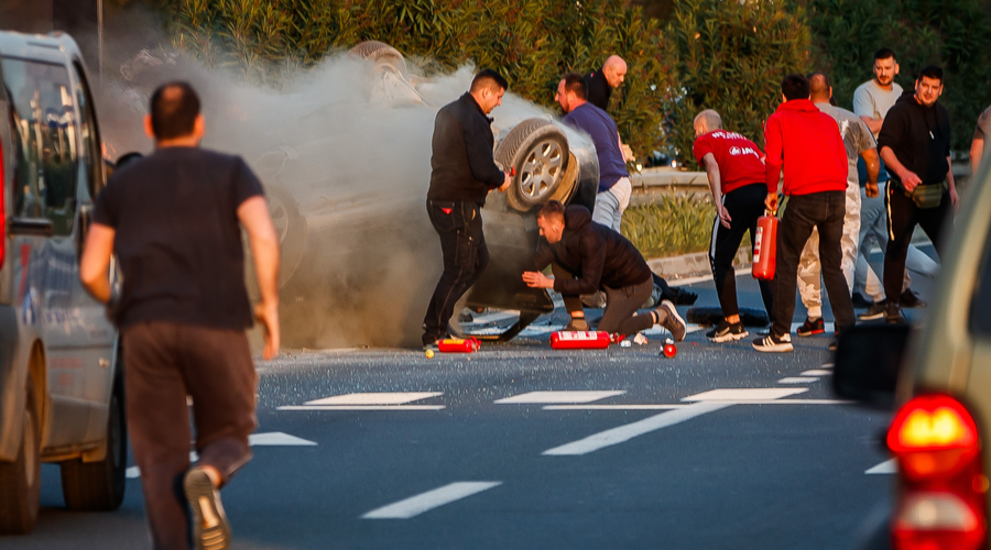 Tako grozno, da je bilo nemogoče gledati: v hudi prometni nesreči umrli 2 osebi, vsi pa govorijo o dejanju mimoidočih (FOTO) (foto: Zvonimir Barišin/PIXSELL/BOBO)