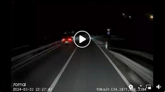 VIDEO, ob katerem zaledeni kri v žilah: 'To je za 30 let zapora! Temu je treba vzeti vozniško dovoljenje' (foto: Posnetek zaslona (Facebook))