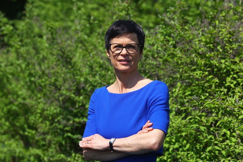 Pojavlja se veliko skepticizma, da bo Marti Kos uspelo skozi zahtevno parlamentarno sito pri sestavljanju evropske komisije.