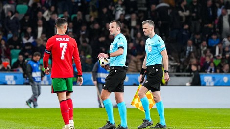 Kdo je mož, ki je razbesnel Cristiana Ronalda? (VIDEO)