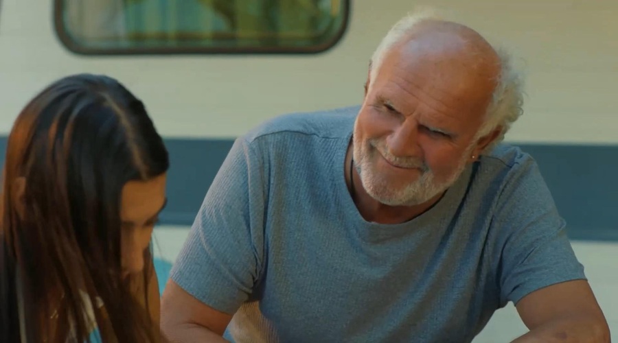 Skrito v raju: ste opazili znani obraz POP TV? (foto: Voyo/posnetek zaslona)