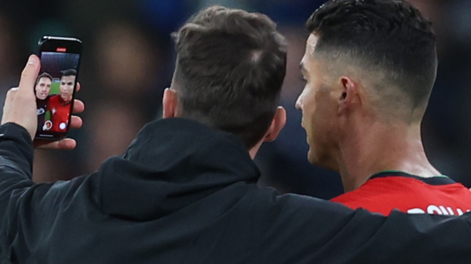 Bo moral navijač Janez zaradi selfija in poljuba na Ronaldovo lice na sodišče? Poglejte, kdo razmišlja o tožbi (foto: Borut Živulović/BOBO)