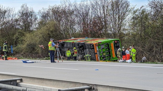 Je bil glavni vzrok za tragično nesrečo Flixbusa prepir med voznikoma? (Preživela opisala nesrečo) (foto: Profimedia)