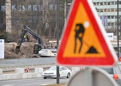 Pozor! Zaprli so prometno ljubljansko cesto (tudi za pešce in kolesarje)
