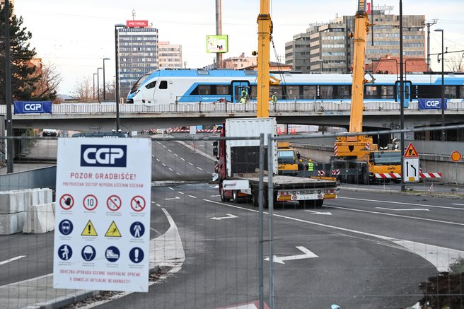 delna zapora Dunajske ceste