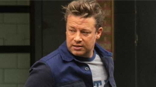 Jamie Oliver odprl restavracijo v Beogradu: poglejte, koliko stanejo jedi v restavraciji slavnega kuharja