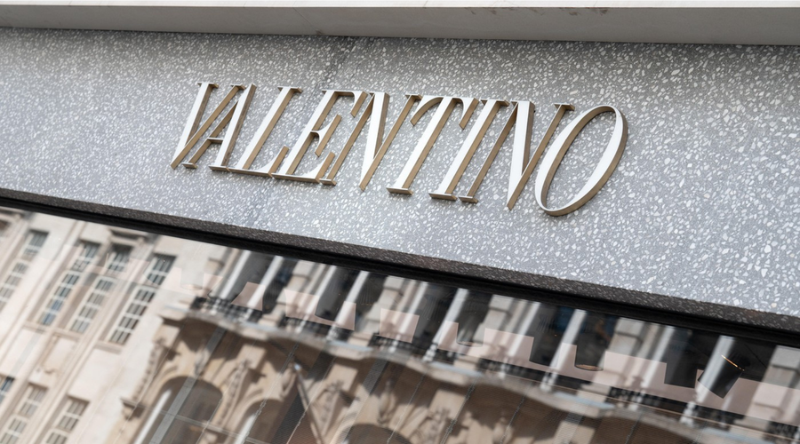 Modni svet na nogah: Valentino slavi veliko okrepitev, novi kreativni direktor prinaša "odličnost in neskončno lepoto" (foto: Profimedia)