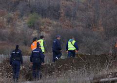 Iskalna akcija za pogrešano dveletnico prehaja v kritično fazo: v izjavah mame številne nejasnosti