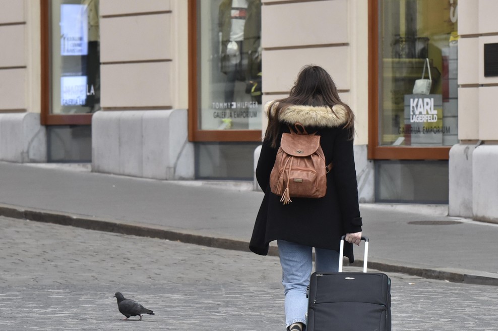Obupana turistka prosi za pomoč: "Ne razumem tega sistema v Sloveniji, kako je lahko tako zapleteno?!!" (foto: Žiga Živulovič jr./Bobo)