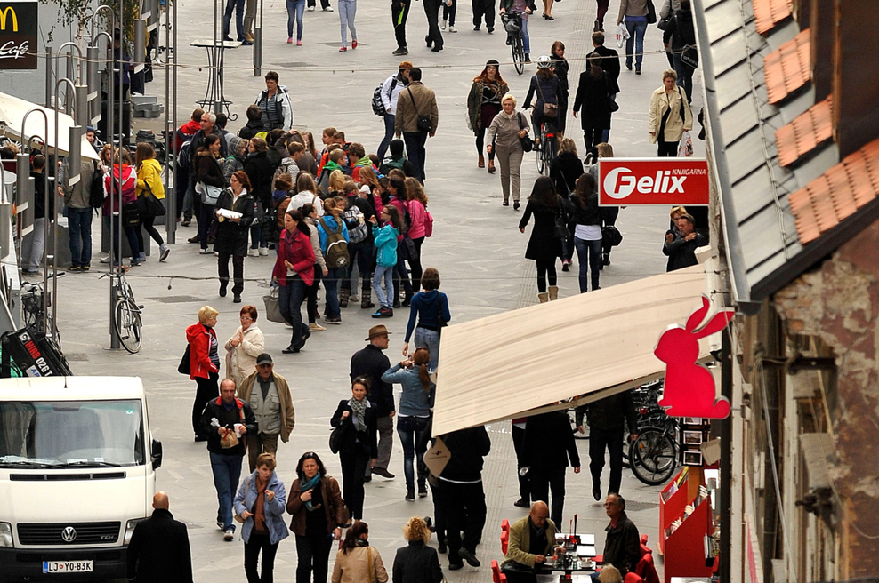 Znano je, kdaj bo težko pričakovana restavracija v središču mesta znova odprla svoja vrata (foto: Bobo/Žiga Živulović)
