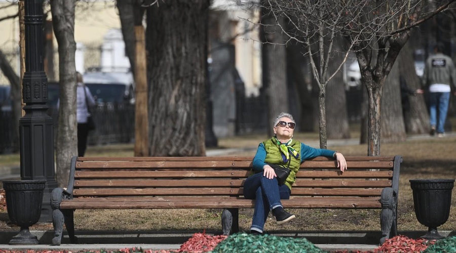 Konec tedna bo spominjal na poletje: temperature tudi do ... (foto: Profimedia)
