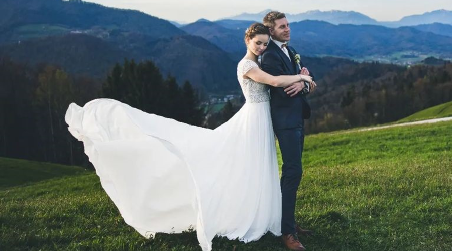 Slekla kombinezon in si nadela poročno obleko: poglejte, kako se bo po novem pisala Nika Križnar (FOTO) (foto: Instagram/Nika Križnar/Grega Valančič)