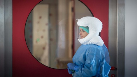 Kaj je meningokokni meningitis in kako se prenaša