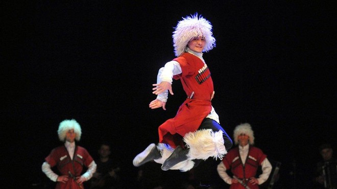 Dih jemajoče akrobacije in kostumografija: Gruzijski nacionalni balet ponovno v Ljubljani (foto: Arhiv organizatorja dogodka)
