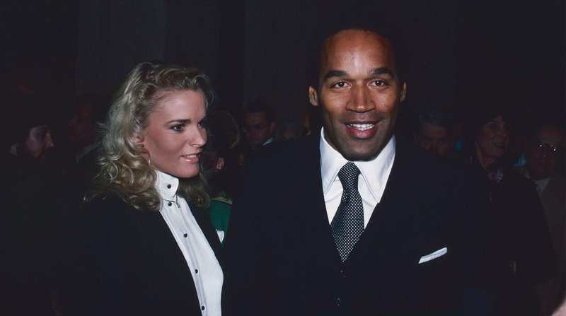 O. J. Simpson in Nicole Simpson.